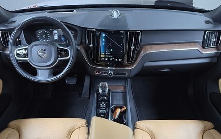 Volvo XC60 II, 2021 год, 3 652 000 рублей, 10 фотография