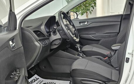 Hyundai Solaris II рестайлинг, 2021 год, 1 875 000 рублей, 9 фотография