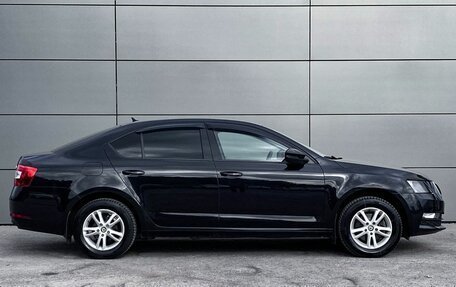 Skoda Octavia, 2019 год, 1 749 000 рублей, 5 фотография