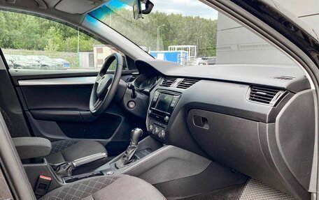 Skoda Octavia, 2019 год, 1 749 000 рублей, 13 фотография