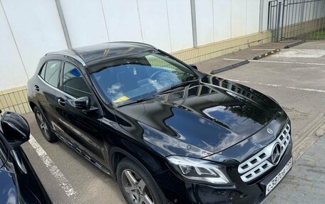 Mercedes-Benz GLA, 2019 год, 1 900 000 рублей, 3 фотография