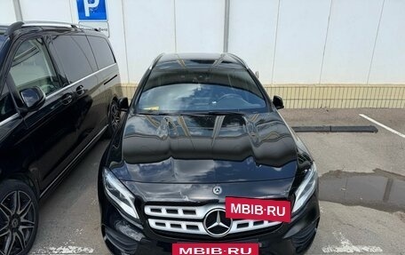 Mercedes-Benz GLA, 2019 год, 1 900 000 рублей, 2 фотография