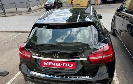 Mercedes-Benz GLA, 2019 год, 1 900 000 рублей, 5 фотография