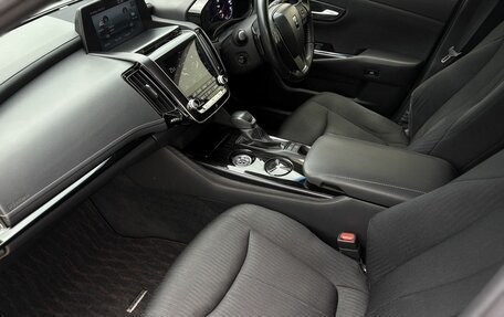 Toyota Crown, 2018 год, 2 990 000 рублей, 17 фотография