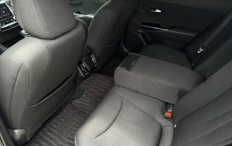 Toyota Crown, 2018 год, 2 990 000 рублей, 18 фотография