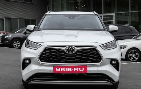 Toyota Highlander, 2025 год, 6 190 000 рублей, 2 фотография
