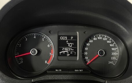 Volkswagen Polo VI (EU Market), 2016 год, 949 000 рублей, 15 фотография