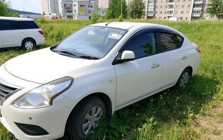 Nissan Latio I, 2015 год, 949 000 рублей, 4 фотография