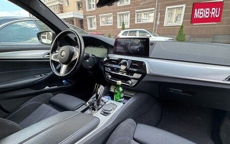 BMW 5 серия, 2019 год, 3 970 000 рублей, 3 фотография