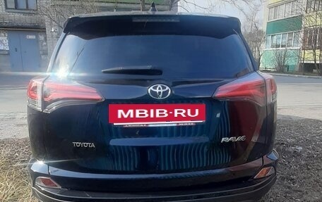 Toyota RAV4, 2018 год, 2 750 000 рублей, 4 фотография