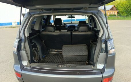 Mitsubishi Outlander III рестайлинг 3, 2008 год, 1 001 500 рублей, 6 фотография