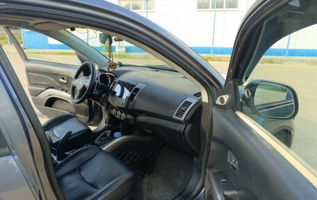 Mitsubishi Outlander III рестайлинг 3, 2008 год, 1 001 500 рублей, 7 фотография