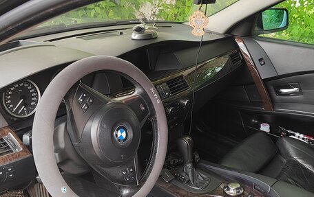 BMW 5 серия, 2004 год, 1 100 000 рублей, 9 фотография