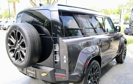 Land Rover Defender II, 2025 год, 26 900 000 рублей, 2 фотография