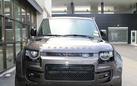 Land Rover Defender II, 2025 год, 26 900 000 рублей, 17 фотография