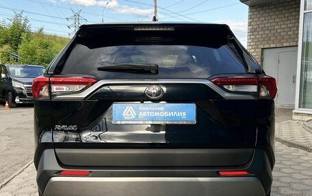 Toyota RAV4, 2021 год, 2 949 000 рублей, 4 фотография