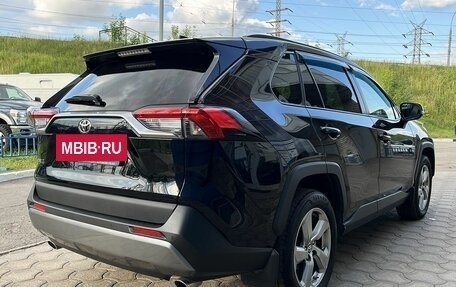 Toyota RAV4, 2021 год, 2 949 000 рублей, 5 фотография