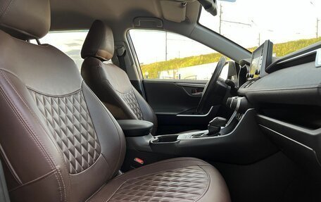Toyota RAV4, 2021 год, 2 949 000 рублей, 11 фотография