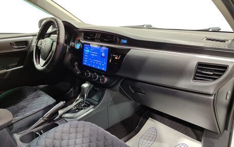 Toyota Corolla, 2015 год, 1 400 000 рублей, 14 фотография