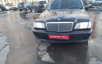 Mercedes-Benz C-Класс, 1998 год, 300 000 рублей, 1 фотография