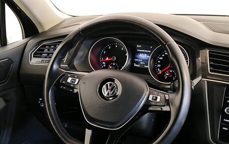 Volkswagen Tiguan II, 2017 год, 2 129 000 рублей, 12 фотография