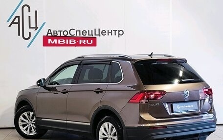 Volkswagen Tiguan II, 2017 год, 2 129 000 рублей, 4 фотография