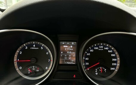 Hyundai Santa Fe III рестайлинг, 2013 год, 1 800 000 рублей, 12 фотография