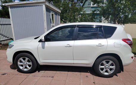 Toyota RAV4, 2011 год, 1 690 000 рублей, 14 фотография