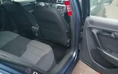 Volkswagen Passat B7, 2011 год, 650 000 рублей, 8 фотография