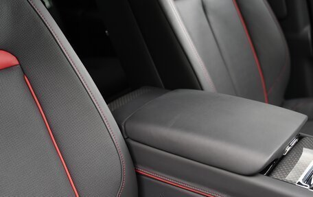 Rolls-Royce Ghost Series II рестайлинг, 2021 год, 40 800 000 рублей, 24 фотография