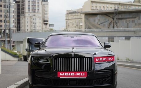 Rolls-Royce Ghost Series II рестайлинг, 2021 год, 40 800 000 рублей, 2 фотография