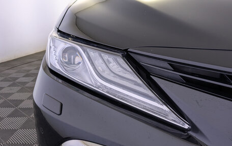 Toyota Camry, 2021 год, 3 350 000 рублей, 11 фотография