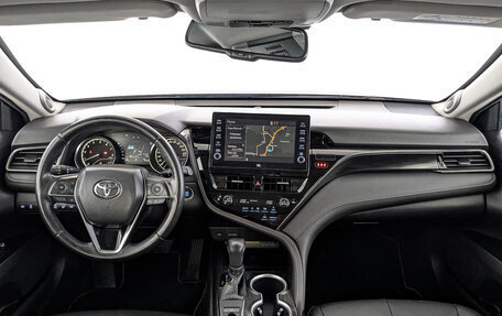 Toyota Camry, 2021 год, 3 350 000 рублей, 14 фотография