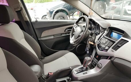 Chevrolet Cruze II, 2012 год, 699 000 рублей, 9 фотография