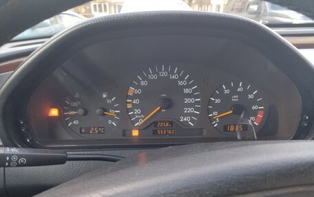 Mercedes-Benz C-Класс, 1998 год, 300 000 рублей, 10 фотография