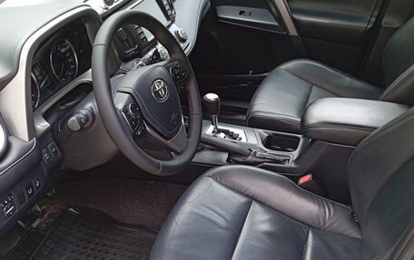 Toyota RAV4, 2016 год, 1 850 000 рублей, 7 фотография