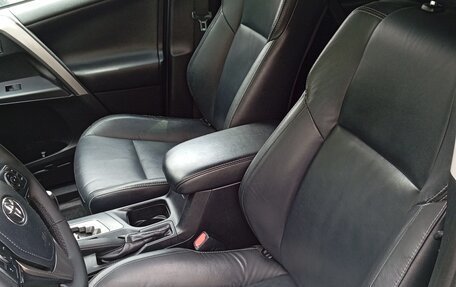 Toyota RAV4, 2016 год, 1 850 000 рублей, 8 фотография