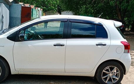 Toyota Yaris III рестайлинг, 2009 год, 650 000 рублей, 6 фотография