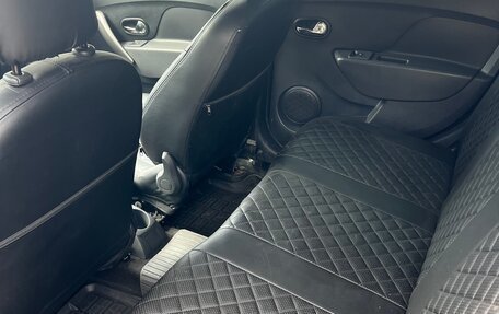 Renault Logan II, 2017 год, 820 000 рублей, 9 фотография