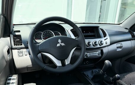 Mitsubishi L200 IV рестайлинг, 2012 год, 1 435 000 рублей, 5 фотография