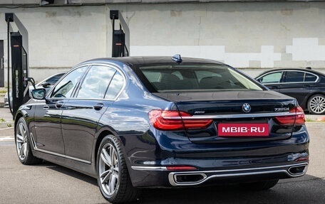 BMW 7 серия, 2016 год, 2 999 000 рублей, 9 фотография