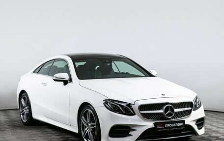 Mercedes-Benz E-Класс, 2017 год, 4 050 000 рублей, 3 фотография
