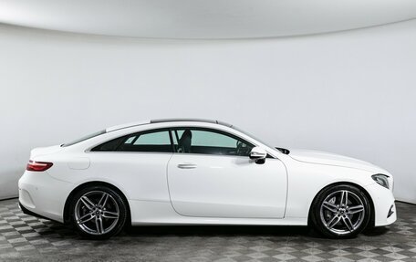 Mercedes-Benz E-Класс, 2017 год, 4 050 000 рублей, 4 фотография