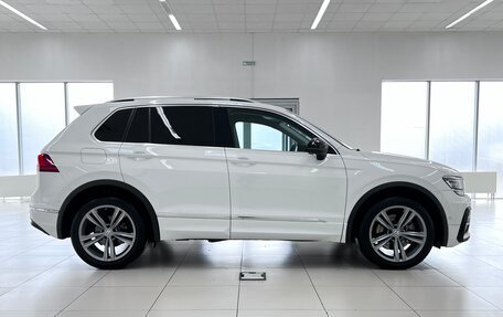 Volkswagen Tiguan II, 2018 год, 2 880 000 рублей, 6 фотография