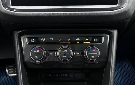 Volkswagen Tiguan II, 2018 год, 2 880 000 рублей, 29 фотография