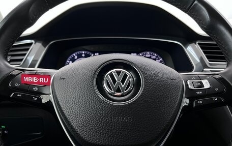 Volkswagen Tiguan II, 2018 год, 2 880 000 рублей, 18 фотография
