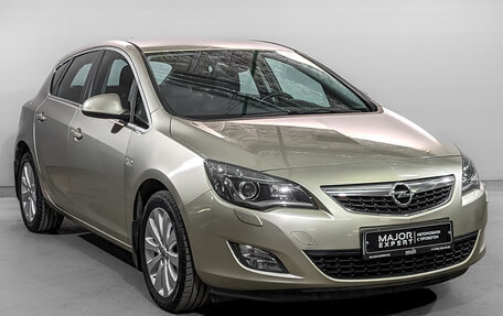 Opel Astra J, 2011 год, 850 000 рублей, 3 фотография