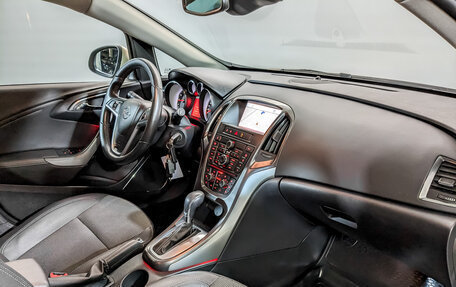 Opel Astra J, 2011 год, 850 000 рублей, 11 фотография