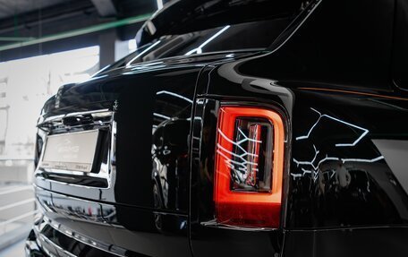 Rolls-Royce Cullinan, 2025 год, 79 900 000 рублей, 12 фотография