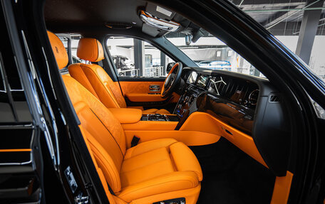 Rolls-Royce Cullinan, 2025 год, 79 900 000 рублей, 36 фотография